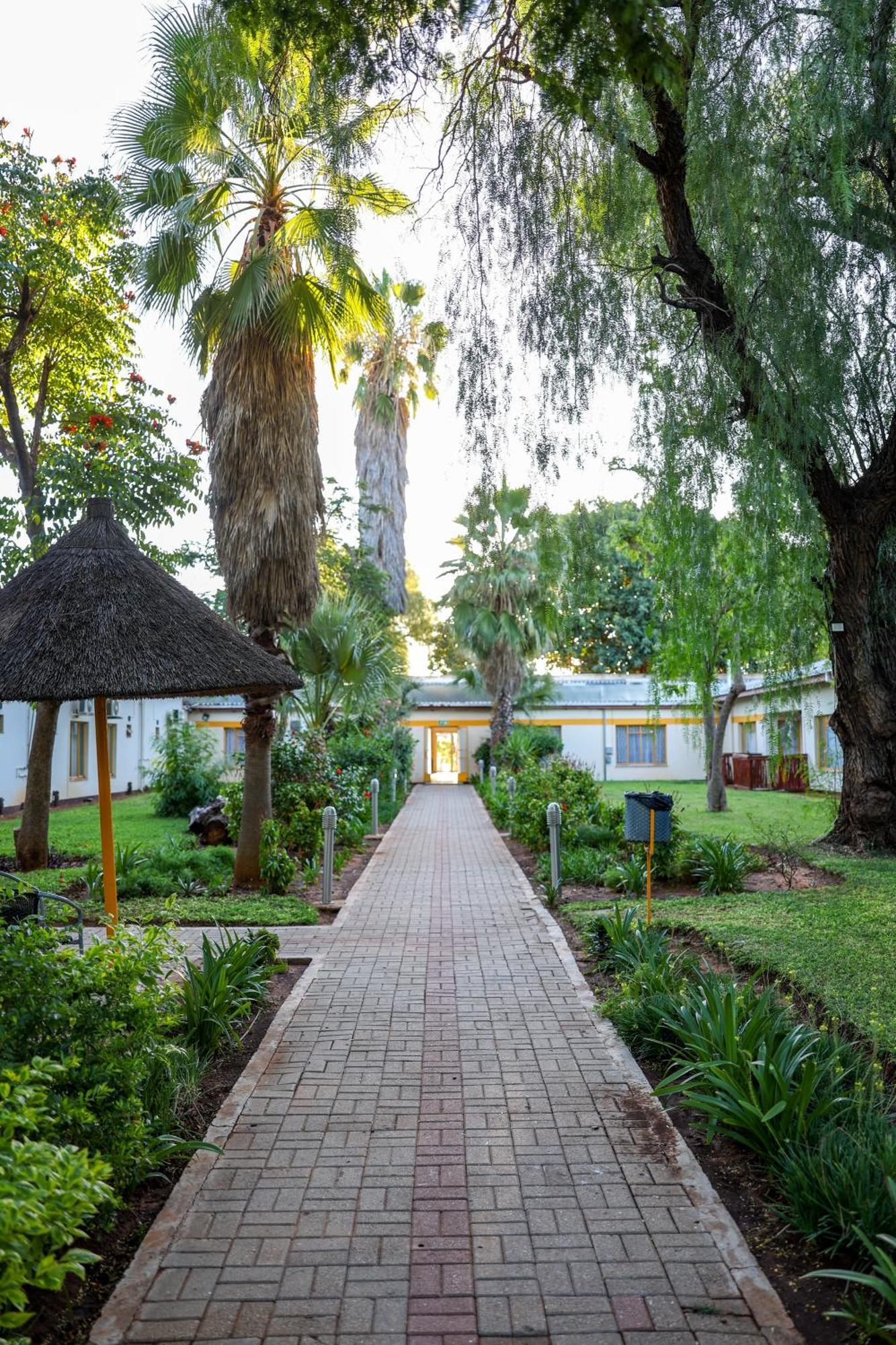 Cresta Botsalo Hotel Palapye Εξωτερικό φωτογραφία